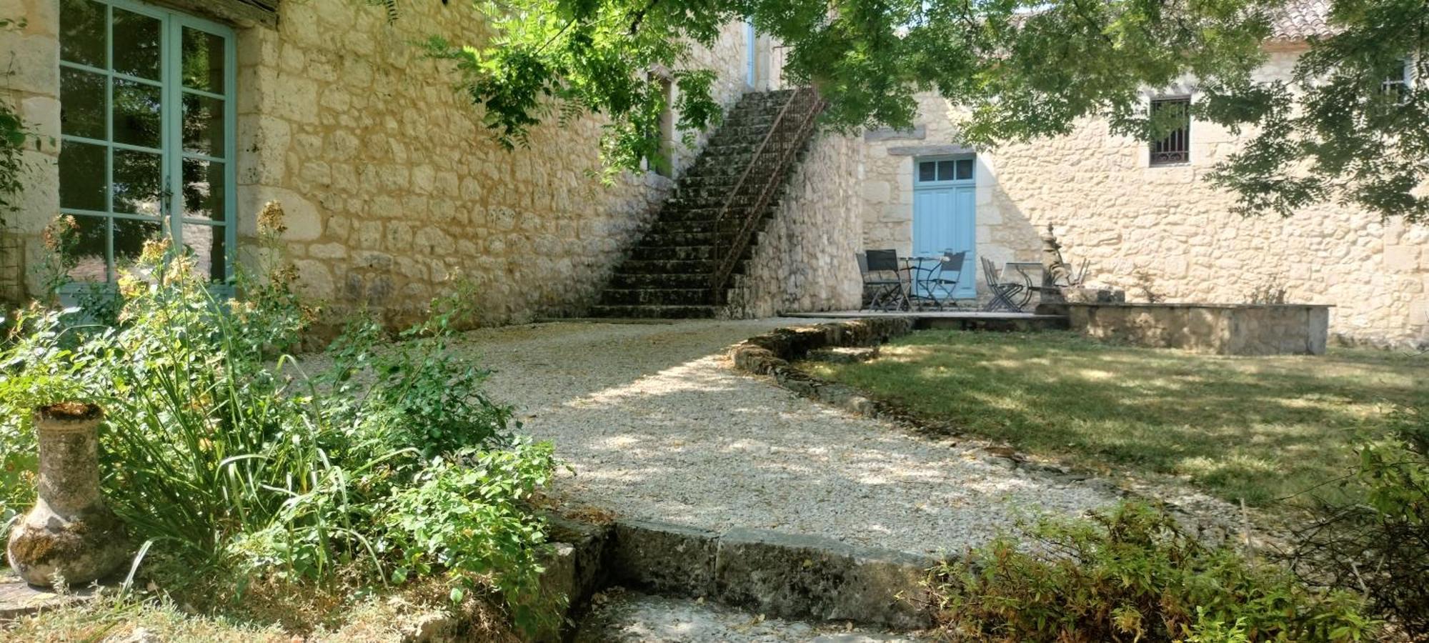 Chambre D'Hote "La Pierre" Domaine De Fonpeyroune Conne-de-Labarde Exterior photo